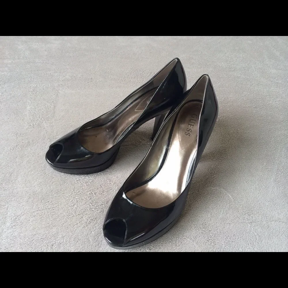 Guess Peep Toe Patent Leather Platform Pump